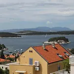 Apartment With A Parking Space Hvar - 8794