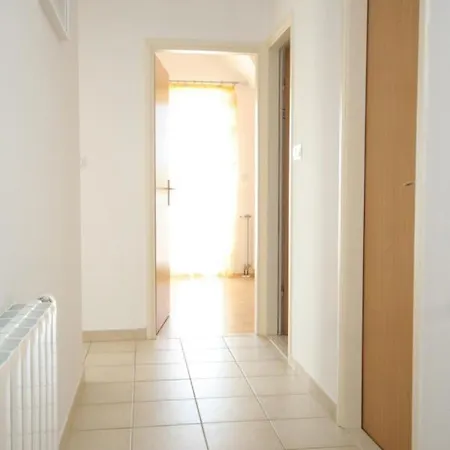 アパート With A Parking Space Hvar - 8794