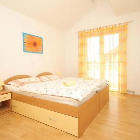 With A Parking Space Hvar - 8794 アパート *