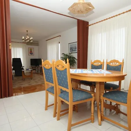 Daire With A Parking Space Hvar - 8794 *