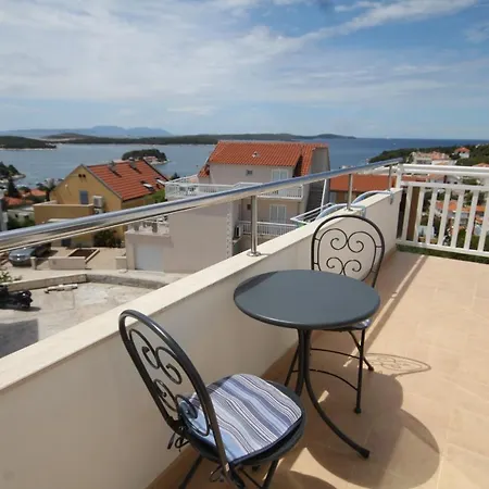 アパート With A Parking Space Hvar - 8794