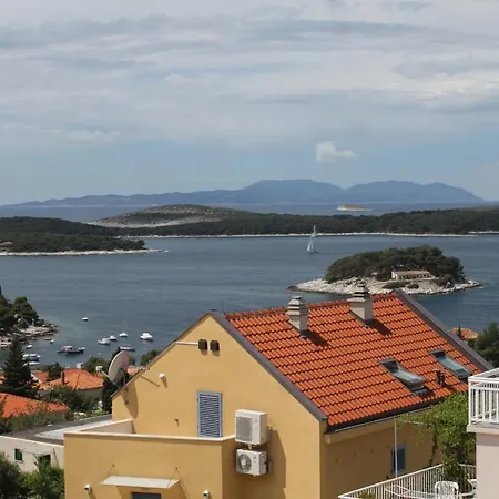 Daire With A Parking Space Hvar - 8794