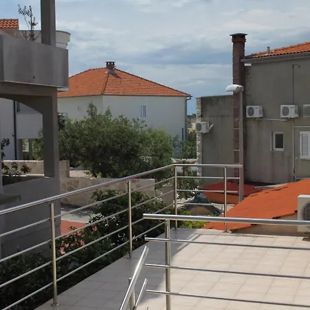 With A Parking Space Hvar - 8794 アパート