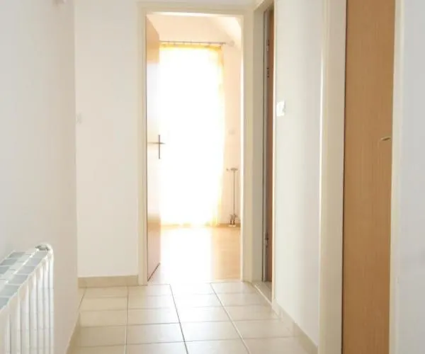 Apartment With A Parking Space Hvar - 8794