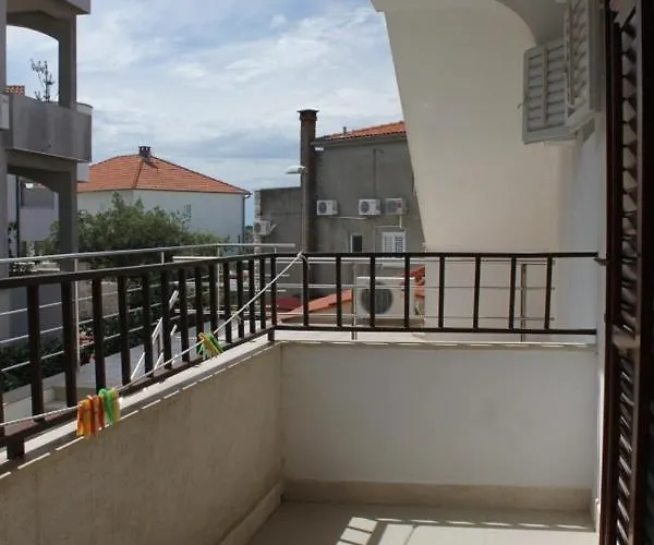 With A Parking Space Hvar - 8794 Хвар