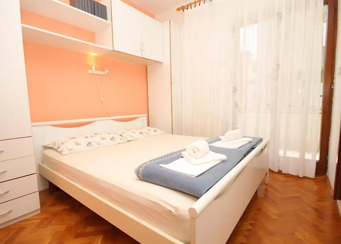 Апартаменты With A Parking Space Hvar - 8794 Хвар