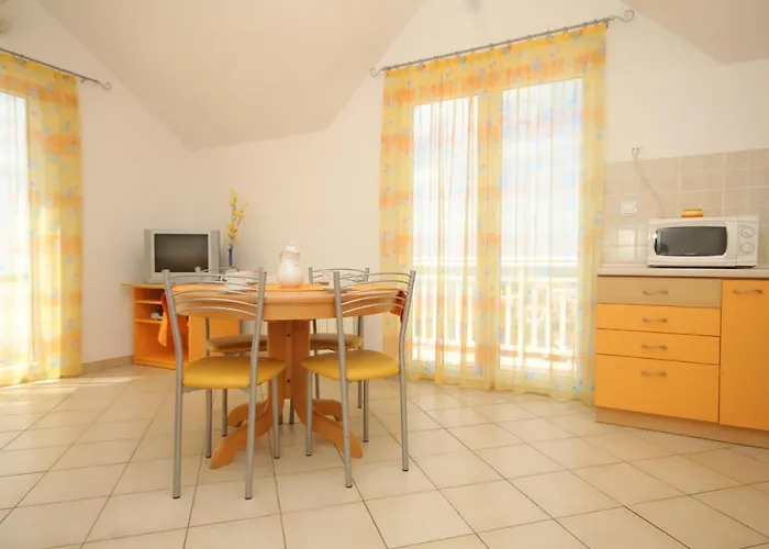 Апартаменты With A Parking Space Hvar - 8794 *