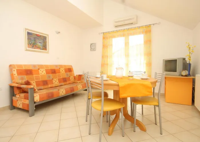 With A Parking Space Hvar - 8794 Хвар